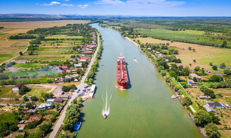 Blocaj de nave la Sulina. România și Ucraina caută soluții pentru deblocarea traficului