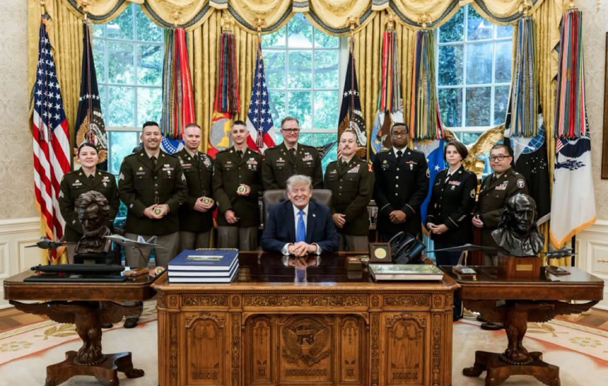 Noua apariție a lui Trump a aprins internetul. Toată lumea vorbește despre același detaliu