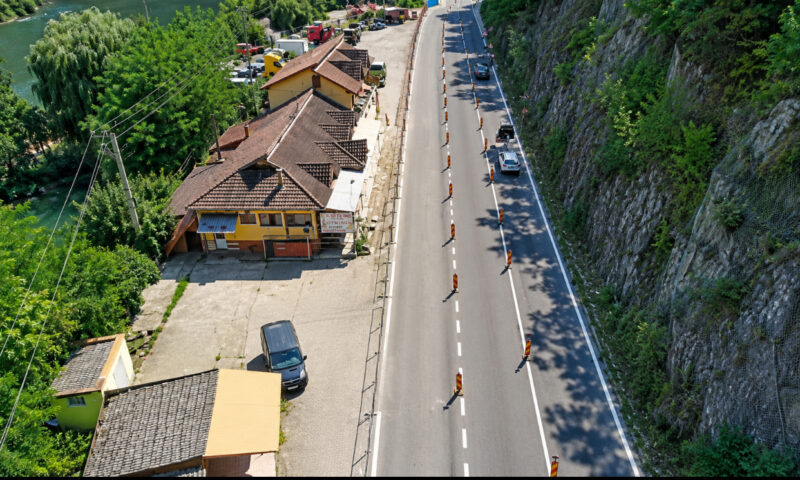 Soluție provizorie pentru traficul de pe Valea Oltului. Ce schimbări apar în zona Lotrișor
