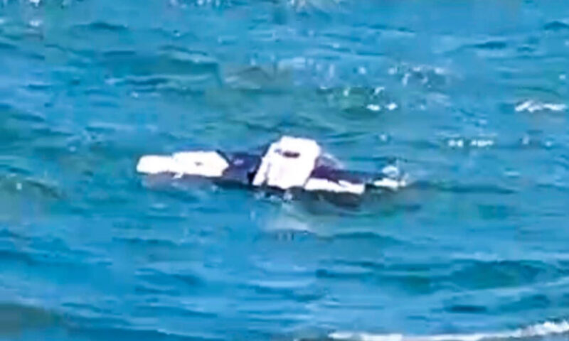 Posibil fragment de dronă, găsit în Marea Neagră, la doar 25 de metri de Portul Midia. Forțele Navale Române verifică obiectul