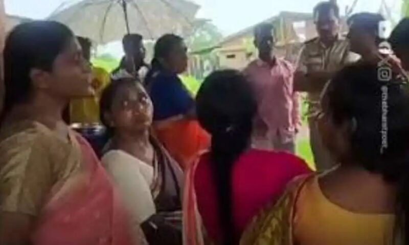 Femei creștine din India, arestate sub acuzația că au încercat să convertească un tânăr
