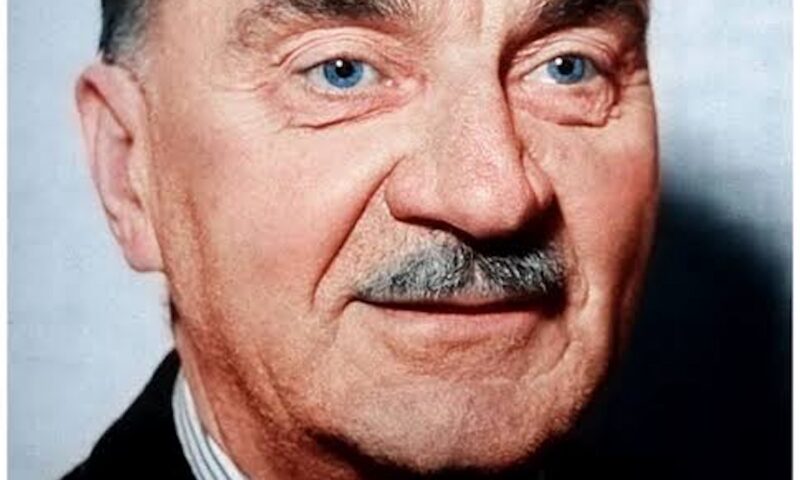Strigătul de revoltă al lui Iuliu Maniu: Mai bine o înfrângere în lupte, decât o retragere ruşinoasă, decât pierderea unei provincii, fără o lovitură de tun. 