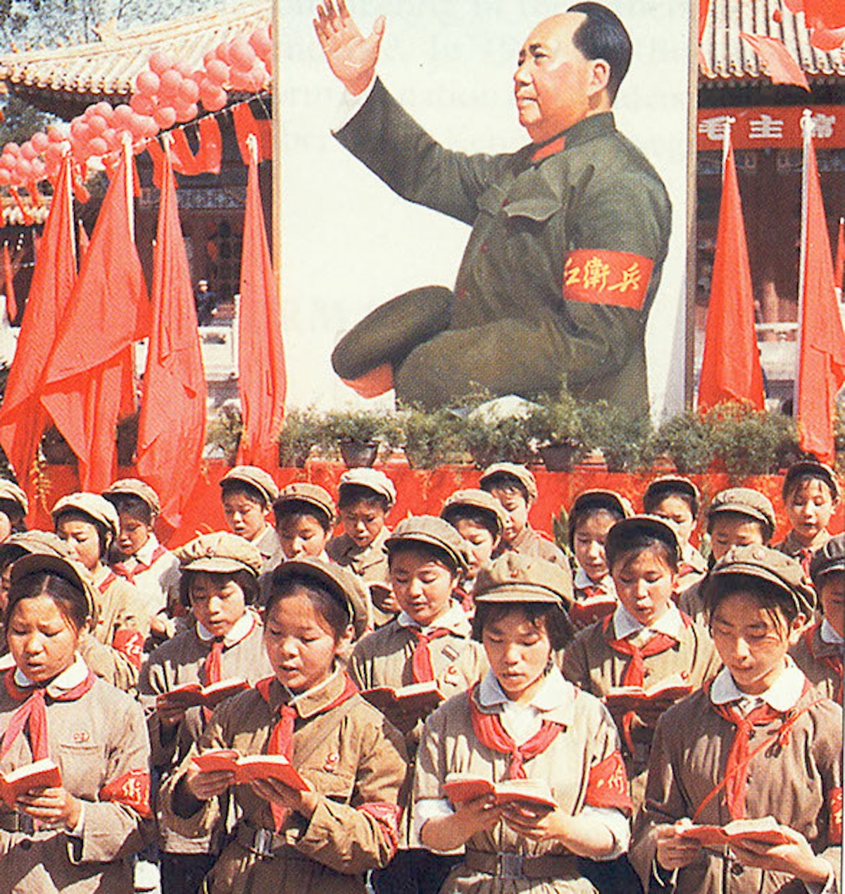 Începutul Revoluției Culturale în China. Cum a declanșat Mao Zedong un deceniu de haos - 18 august 1966