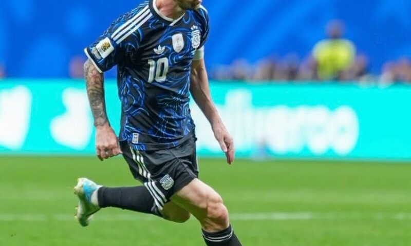 Retragerea lui Lionel Messi din naționala Argentinei a făcut înconjurul lumii. Reacțiile presei și ale coechipierilor