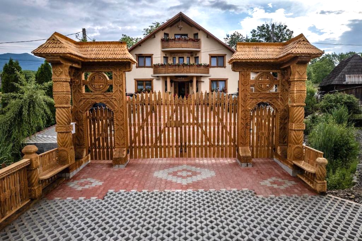 Pensiunea Mărioara din Breb, Maramureș