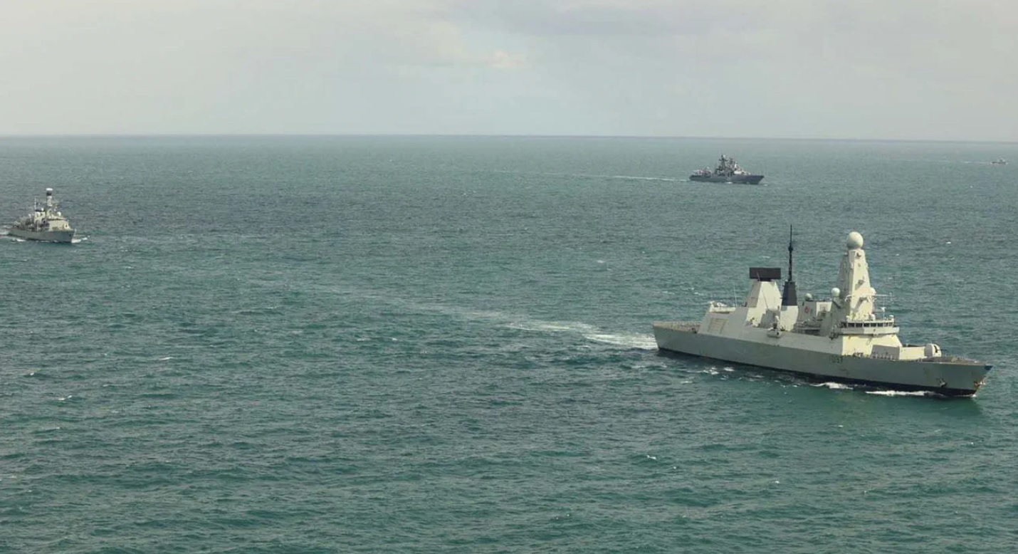 Marina britanică a urmărit nave rusești timp de 72 de ore, în apropierea Canalului Mânecii