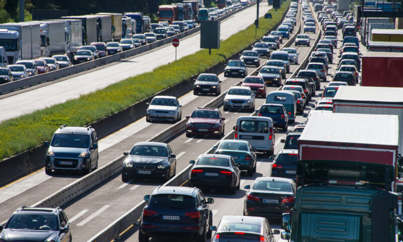 Taxă nouă pentru camioane, din 2027. Ce drumuri sunt vizate