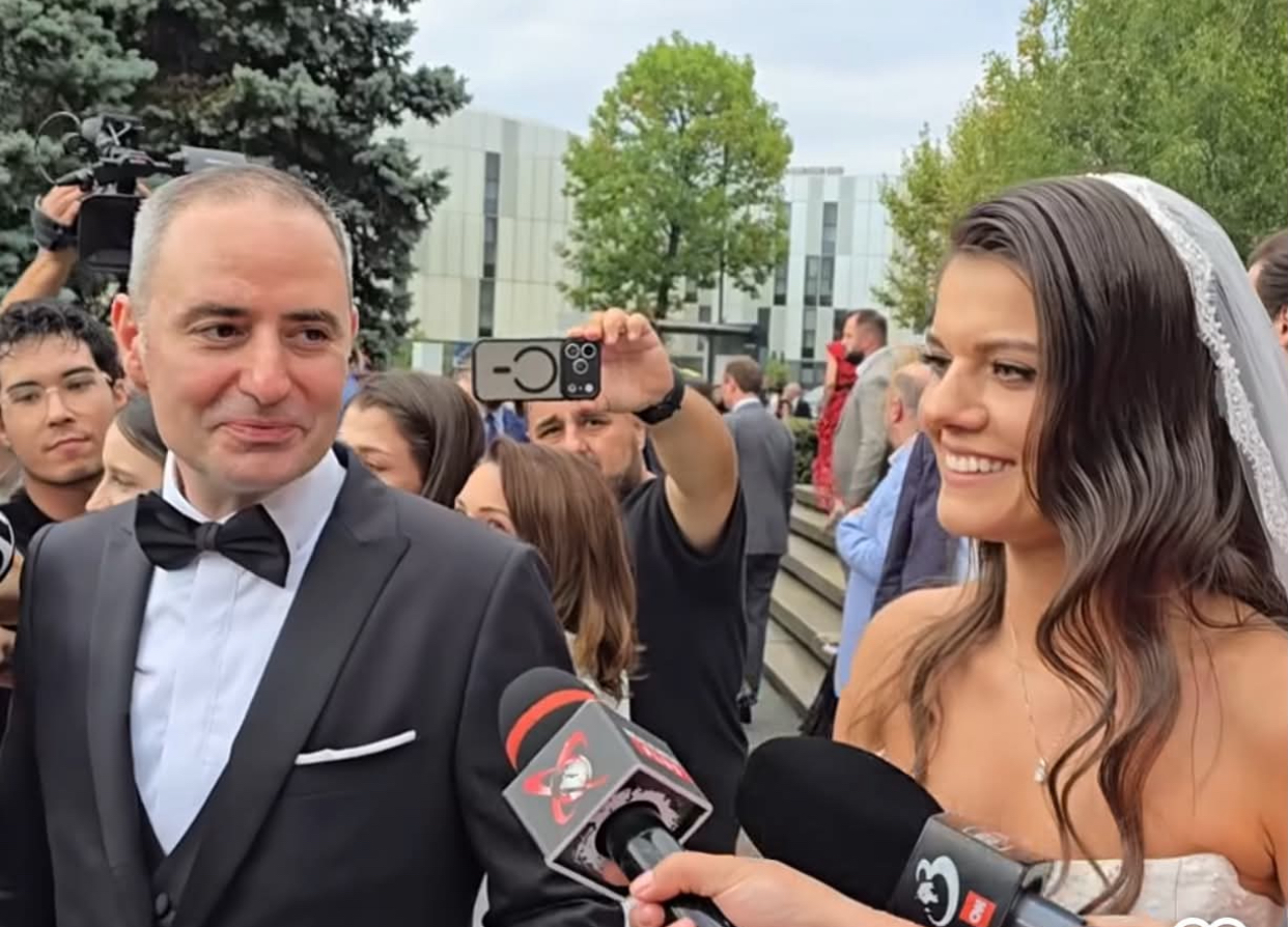 Alexandru Nazare și Maria Mihali s-au căsătorit. Ce au spus la ieșirea din biserică