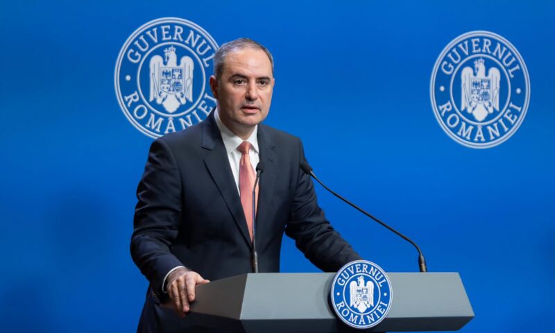 Și USR îl cheamă pe Alexandru Nazare în Parlament. Deficitul bugetar, în centrul disputei