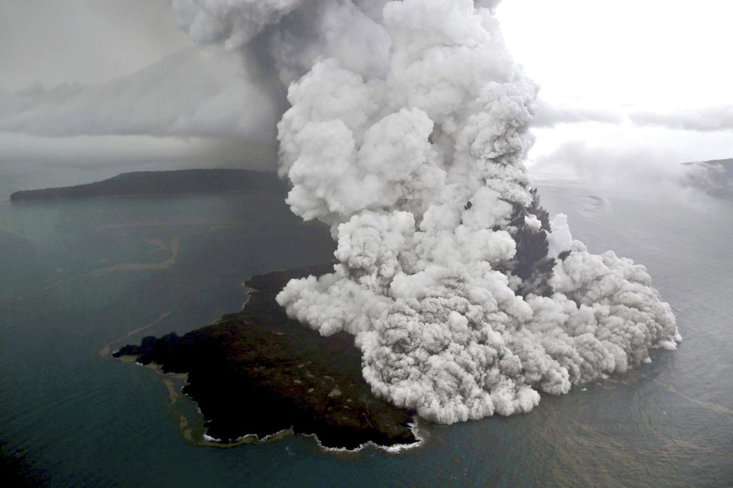 Anak Krakatau