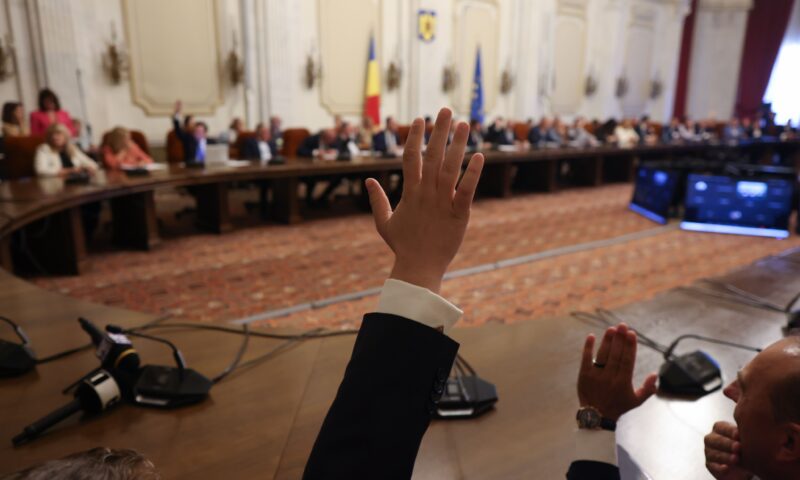 Audierile miniștrilor propuși de Siegfried Mureșan continuă