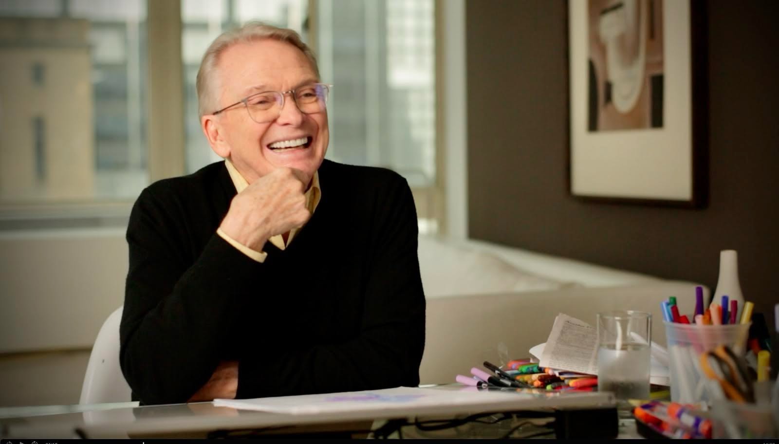 Bob Mackie, designerul din spatele unora dintre cele mai spectaculoase ținute purtate de Cher și Elton John, a murit la 87 de ani