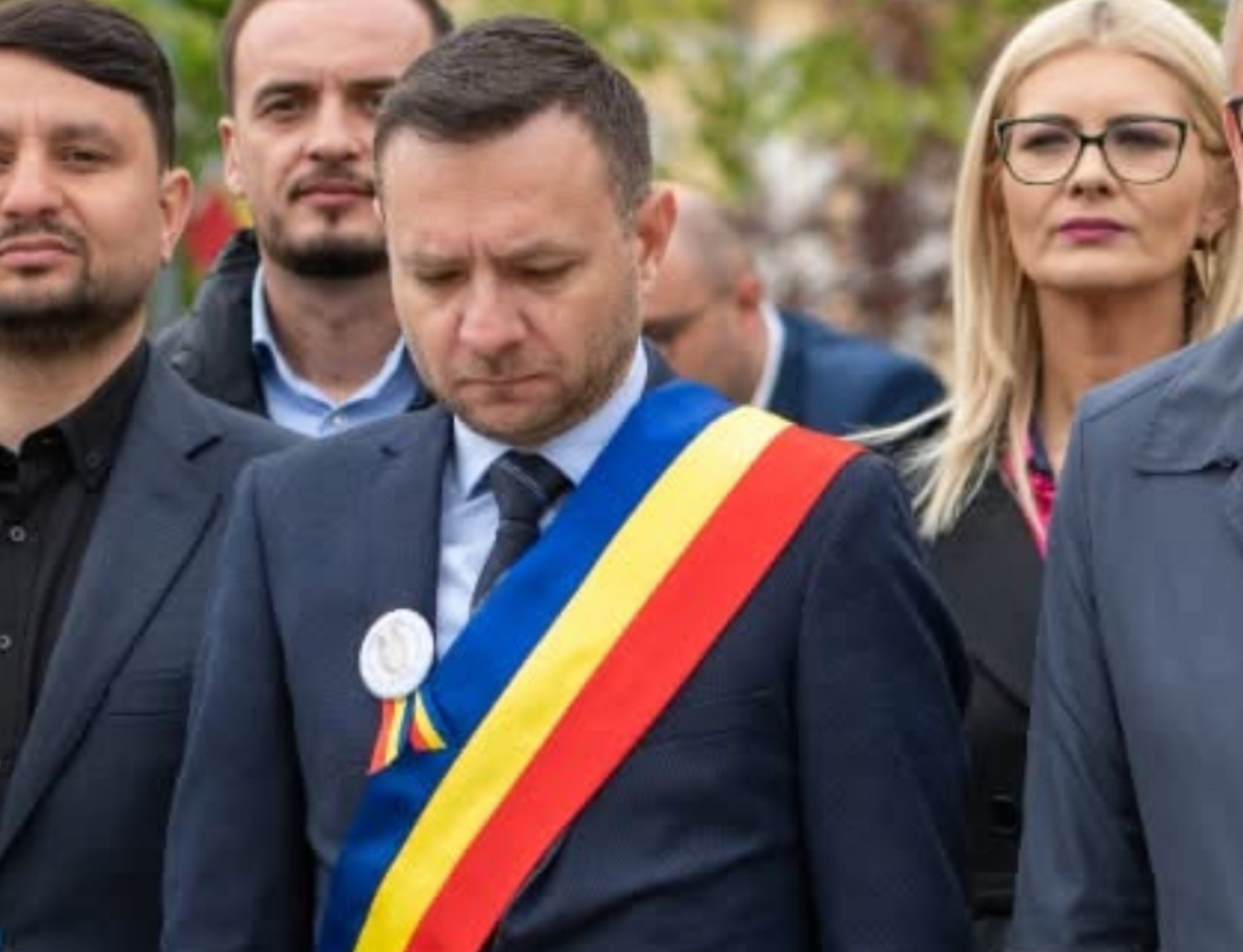 Fondul clasei, în centrul unui apel făcut de primarul Botoșaniului. Ce le cere directorilor de școli