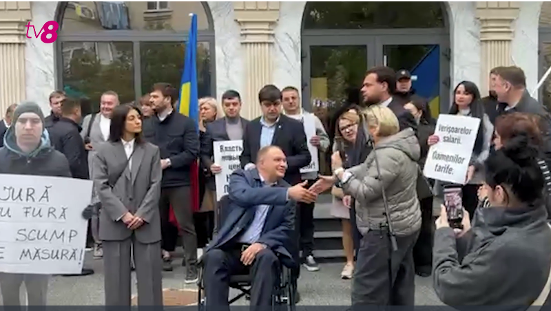 Val de scumpiri  la Chişinău, în prag de sezon rece. Decizii cu proteste la uşă