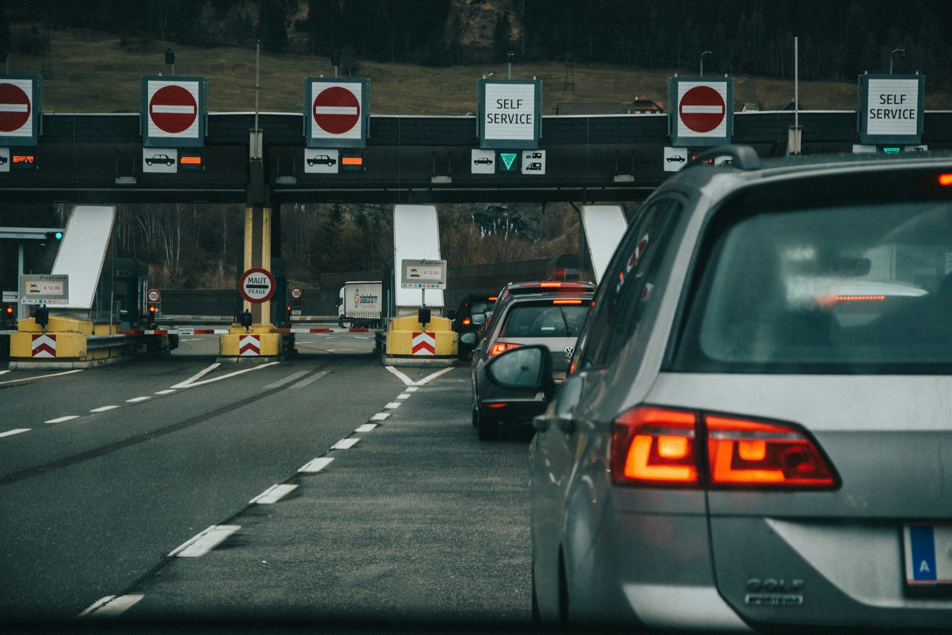 Se schimbă temporar regulile pentru cei care merg în Norvegia. Atenționare MAE pentru români