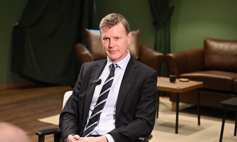 Ambasadorul Marii Britanii cere explicații despre anularea alegerilor din România: „Trebuie să prezentați dovezile”