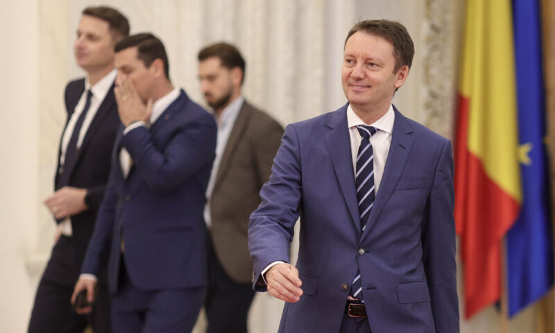 O singură Poliție Națională, un singur ghișeu și reforma pensiilor speciale. Planul lui Siegfried Mureșan