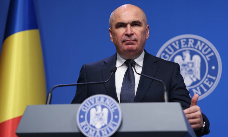 CCR respinge sesizarea lui Bolojan în disputa de 4,8 miliarde de lei. ÎCCJ: „Statul de drept este imun la conjuncturi politice”