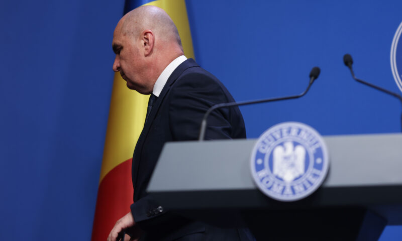 Ultima lovitură. Guvernul Bolojan demis schimbă regulile pentru desemnarea judecătorului României la CJUE. Probleme de transparență și limite constituționale