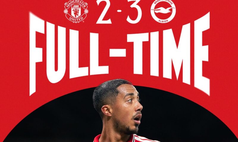 Manchester United, eliminată după un colaps incredibil. A condus cu 2-0, dar Brighton a întors meciul în 69 de minute