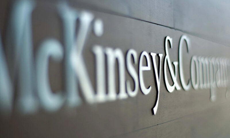 McKinsey, anchetată pentru fraudă fiscală și spălare de bani în Franța. Piperea susține că firma a consiliat Comisia Europeană și 63 de țări în pandemie