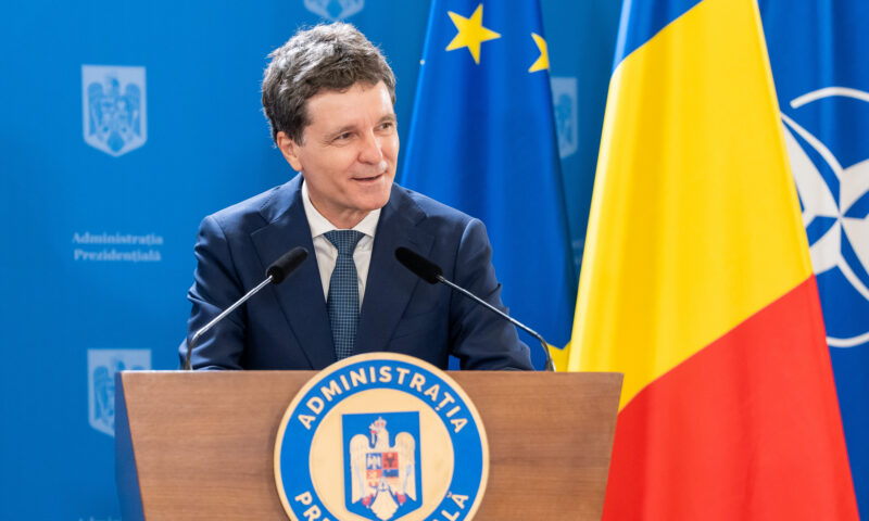Nicușor Dan ar putea anunța luni premierul. Ce profil caută pentru Palatul Victoria