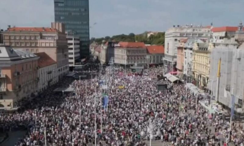 Protest masiv în Croația după descoperirea a 37.000 de tone de deșeuri. Ce au găsit anchetatorii