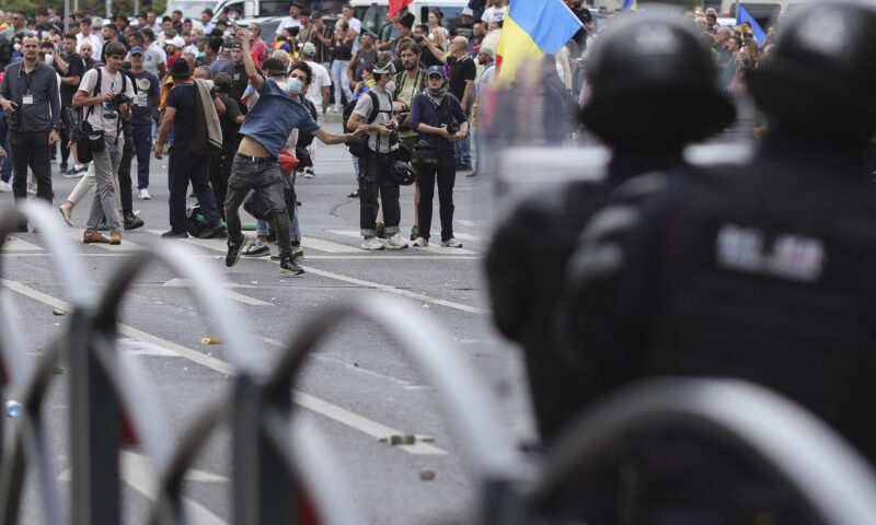 Protestul fermierilor din Piața Victoriei. Încă cinci persoane au fost reținute