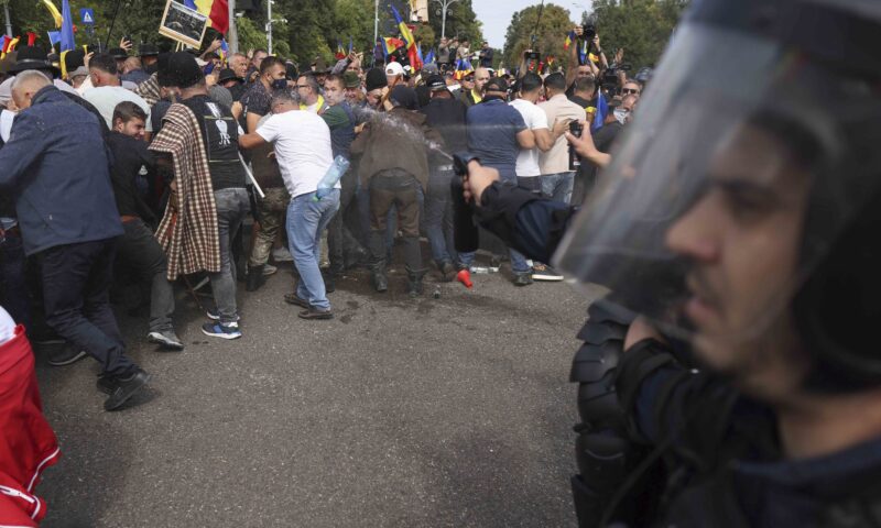 Piața Victoriei, din nou la limita confruntării. Cine răspunde dacă protestul escaladează, după lecția 10 august 2018