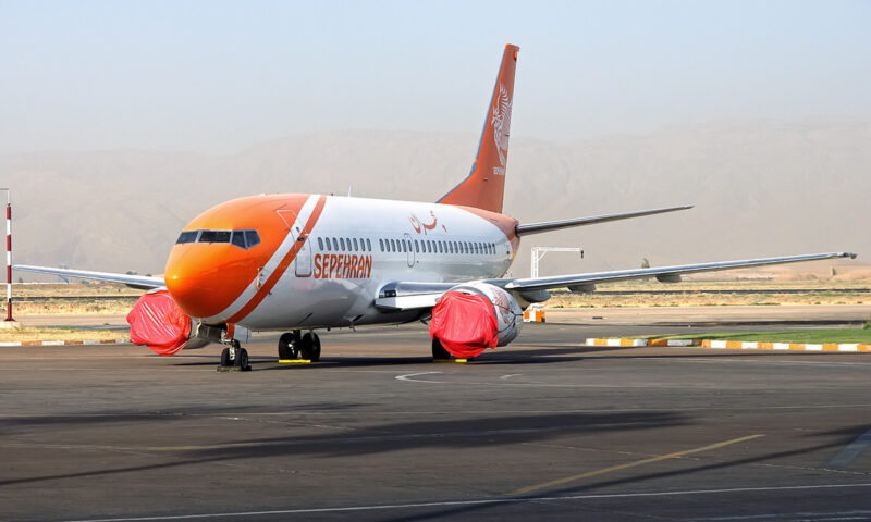 Momente de groază într-un avion din Iran. Pasagerii au țipat și s-au rugat după ce cabina s-a rupt. Video&foto