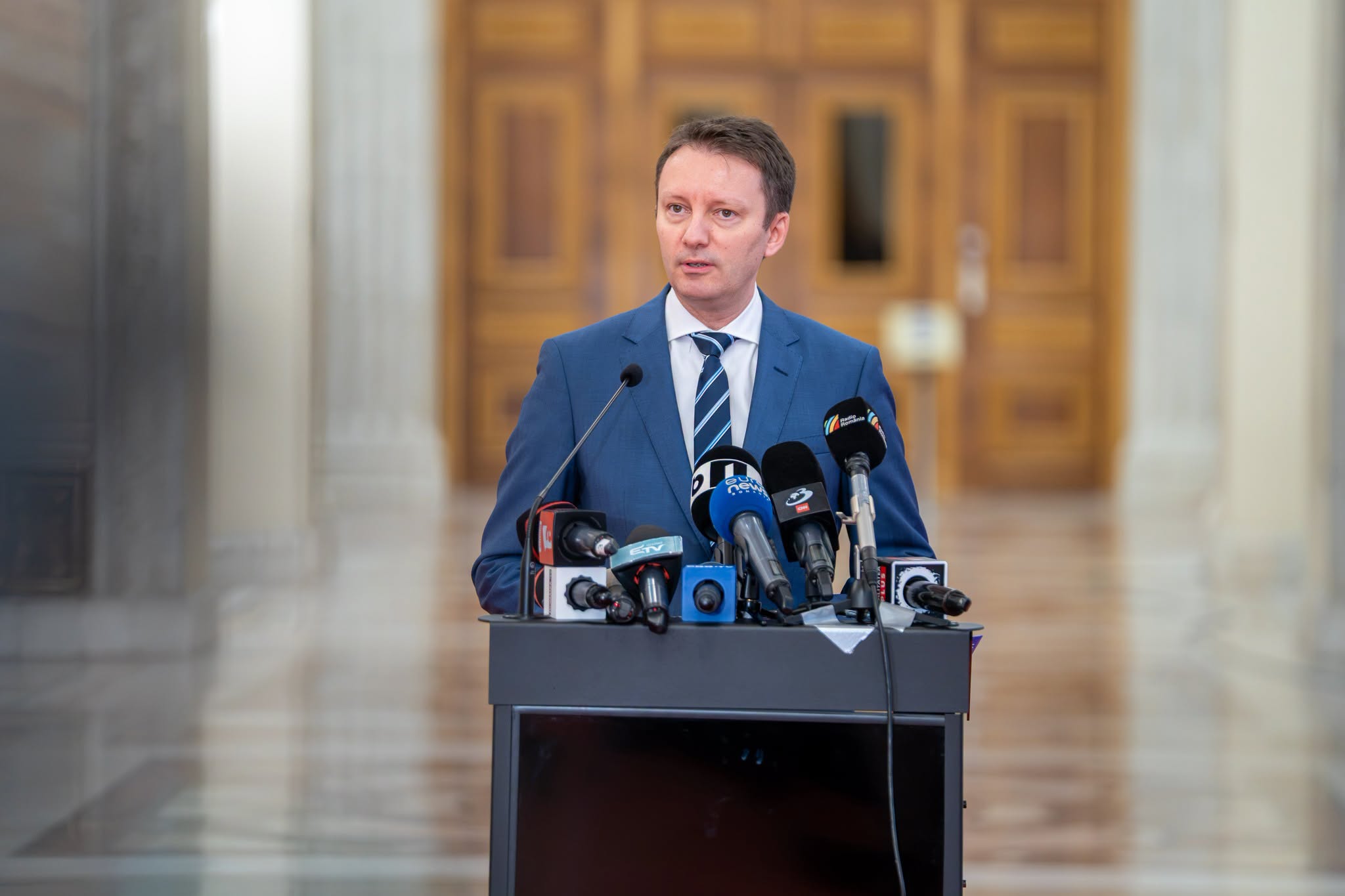 Siegfried Mureșan depune la Parlament programul de guvernare şi lista de miniştri. Ce urmează