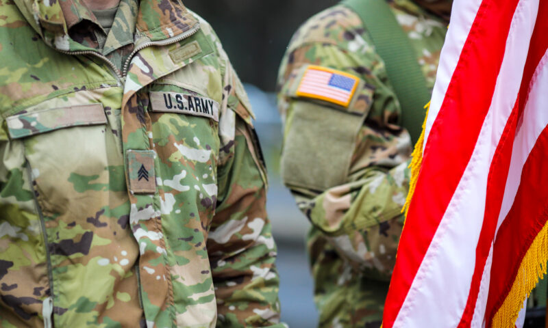 Pentagonul limitează datele de localizare de pe telefoanele militarilor. Anchetă în curs despre securitatea trupelor