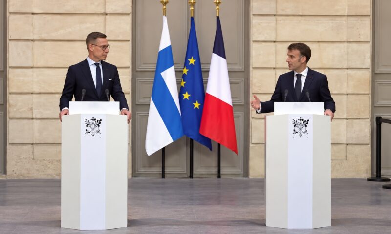 Finlanda, decizie surprinzătoare. Vrea și cu Trump și cu Macron