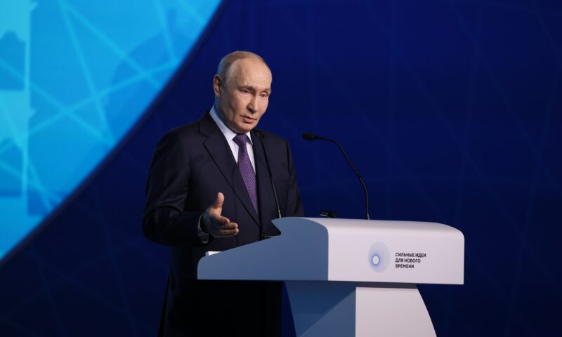 Vladimir Putin spune că pacea în Ucraina mai este posibilă. Condiția pusă de liderul rus