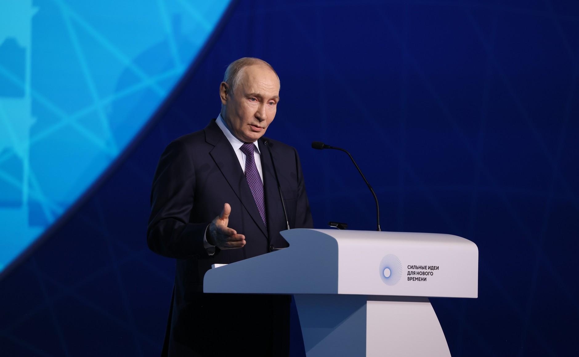 Vladimir Putin spune că pacea în Ucraina mai este posibilă. Condiția pusă de liderul rus