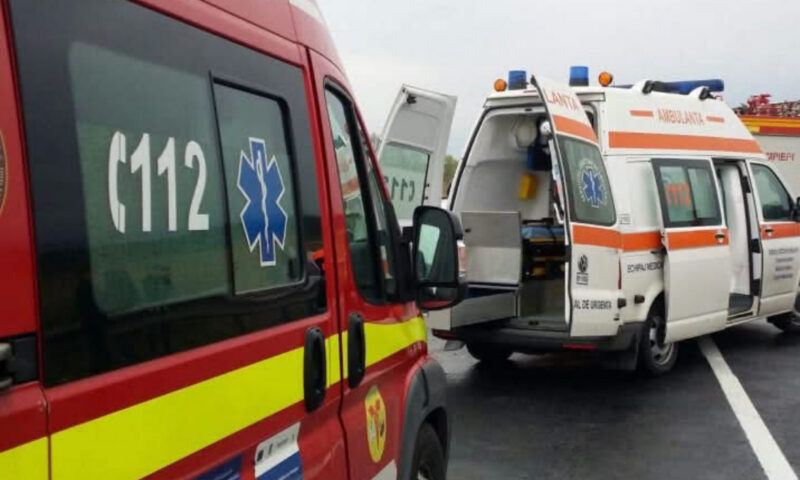 Ambulanțele riscă să rămână fără combustibil de la 1 octombrie. Guvernul, acuzat că ignoră problemele din sectorul medical