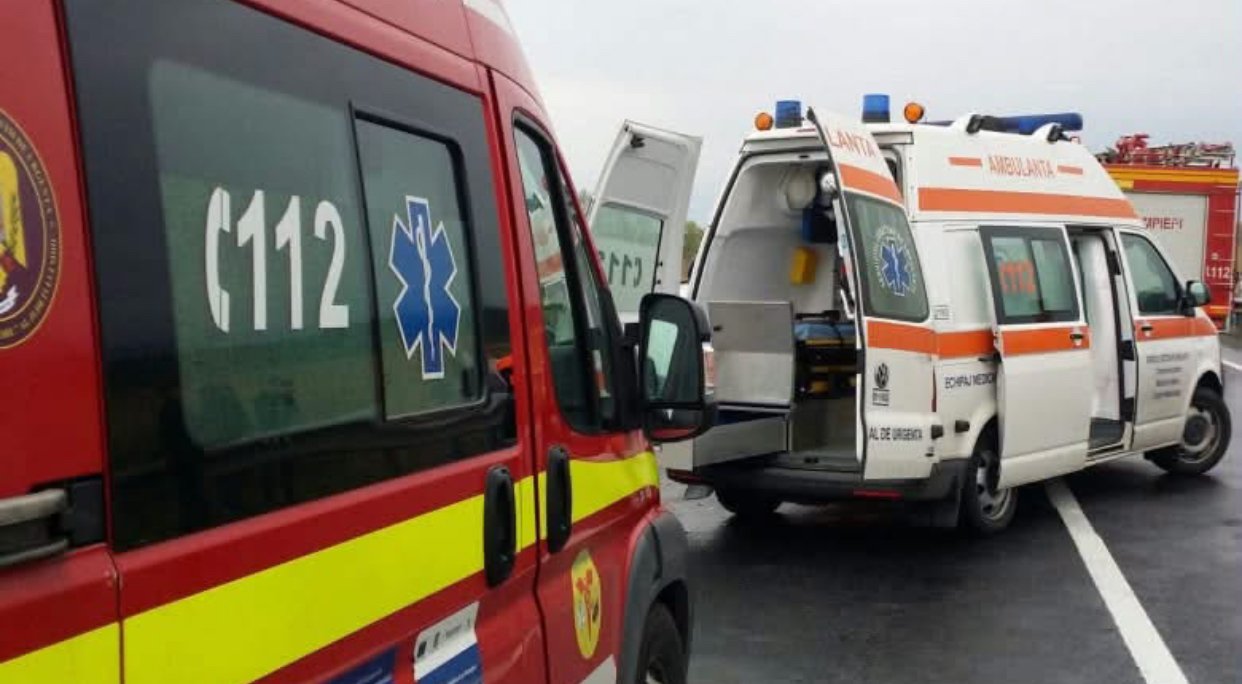 Ambulanțele riscă să rămână fără combustibil de la 1 octombrie. Guvernul, acuzat că ignoră problemele din sectorul medical