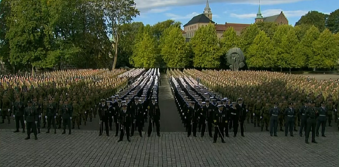 armata, inmormantare Harald