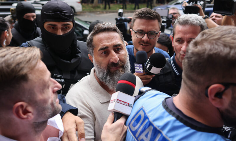 Călin Georgescu și Ionel Rusen, audiați la DIICOT. Răzvan Leu, declarații despre traseul banilor. Aparat de bruiat, găsit la percheziții. Live Text