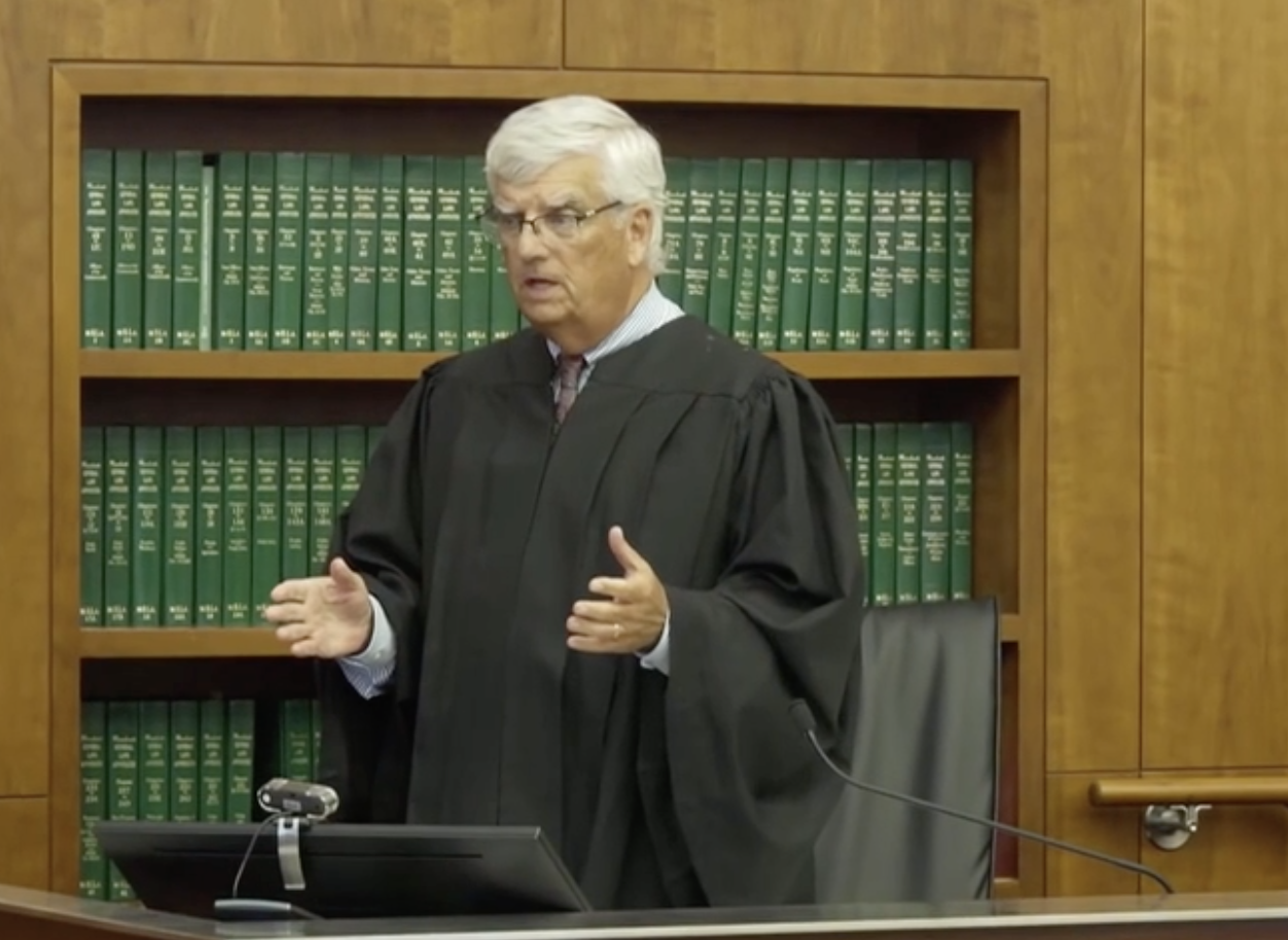 Judecatorul din procesul lui Clancy anunță mistrial