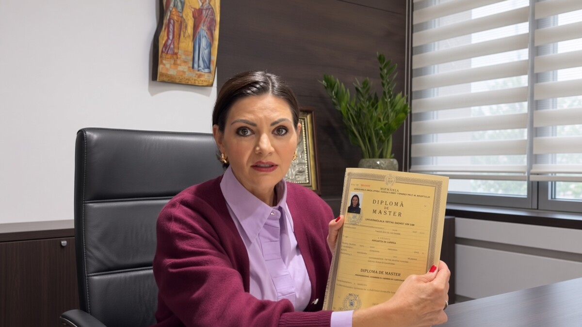 Scandalul de la Spitalul Județean Suceava. Larisa Blanari își prezintă public diplomele pentru a demonta o campanie de denigrare