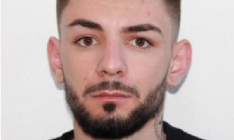 Tatuajul „2018” de pe gâtul lui Vlad, frizerul criminal, are o semnificație legată de viață și de moarte. Povestea din spatele imaginii