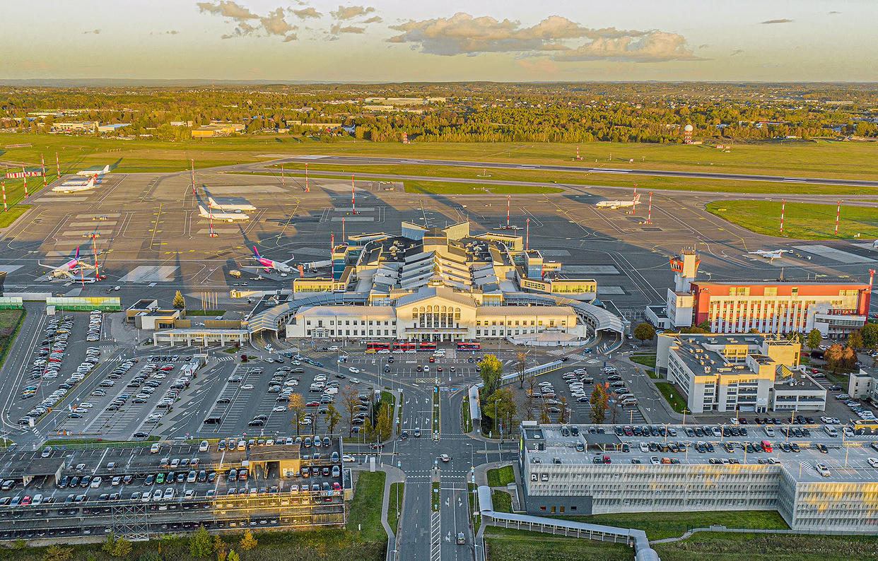 Aeroportul din Vilnius, închis după o alertă de securitate. Avioanele NATO au fost mobilizate