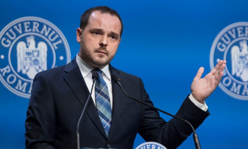 Ministrul Alexandru Rogobete îi dă replica lui Ilie Bolojan: Ați provocat o criză și acum pozați în salvatori
