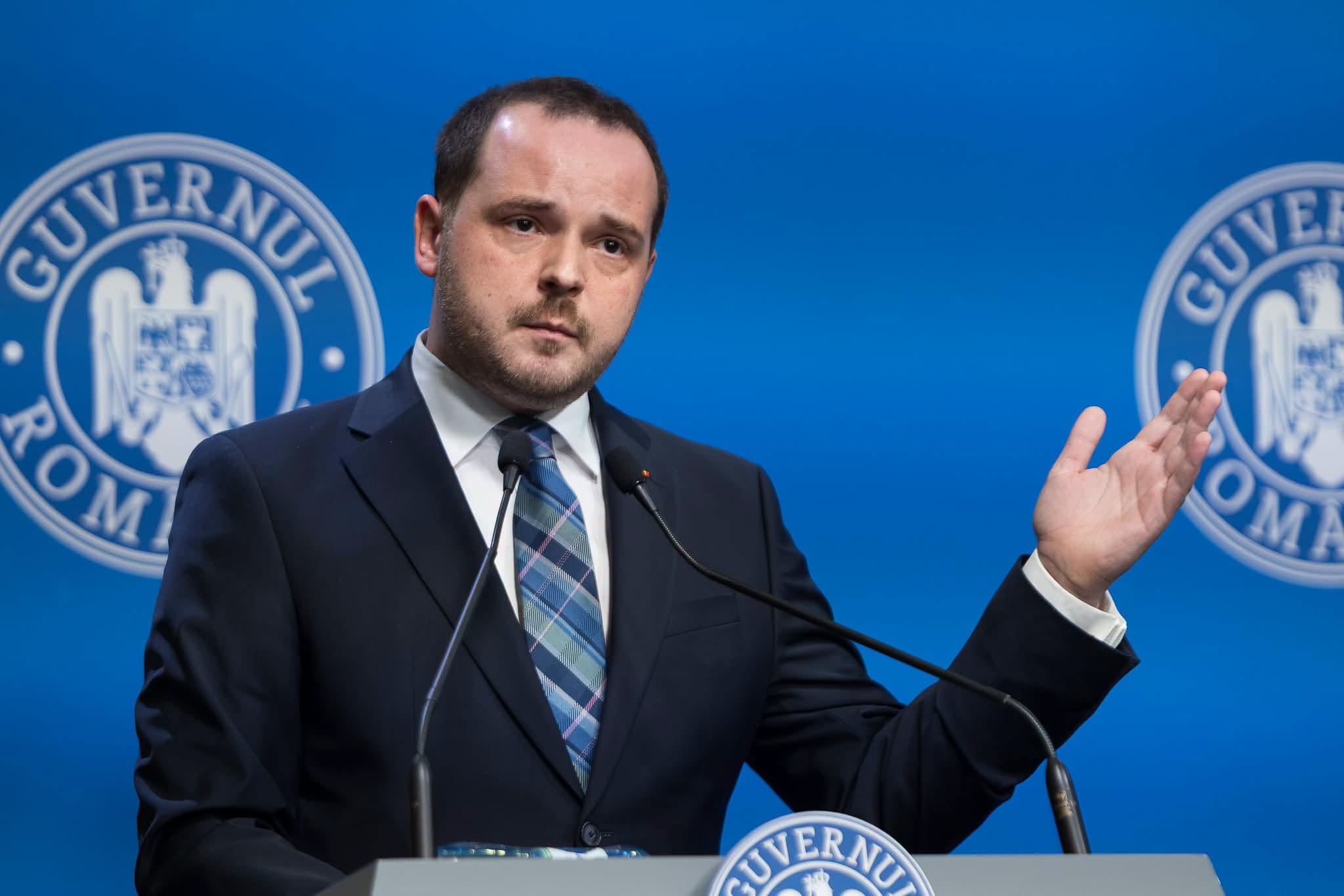 Ministrul Alexandru Rogobete îi dă replica lui Ilie Bolojan: Ați provocat o criză și acum pozați în salvatori