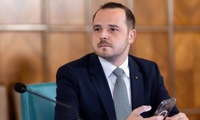 Alexandru Rogobete cere oprirea războiului politic: Politica nu poate fi un concurs despre cine pe cine a supărat