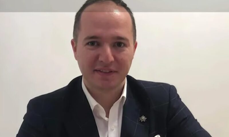 Alexandru Toader încearcă să scape de arestul preventiv. Când va fi judecată contestația fiului fostului ministru