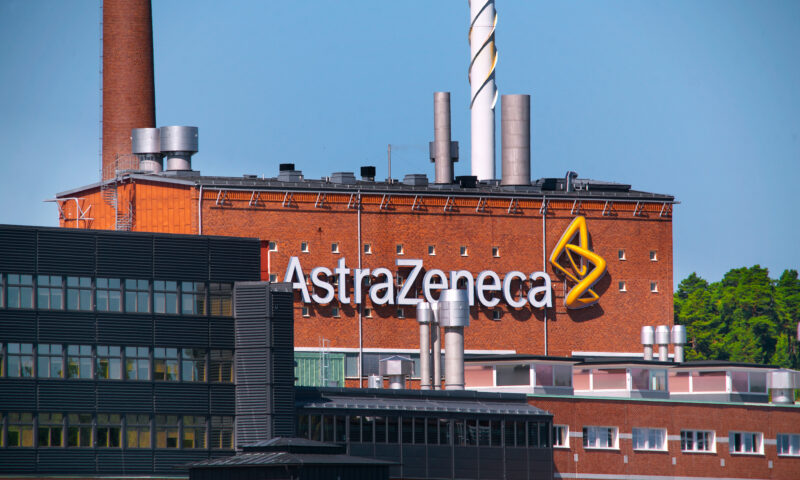 O nouă combinație de medicamente intră în lupta cu cancerul. Ce testează AstraZeneca