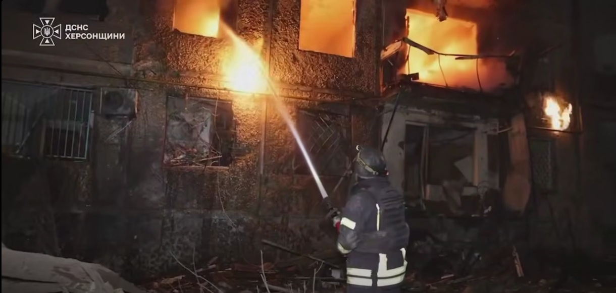 Zelenski acuză Rusia că pregătește un blackout în Ucraina. Peste 320 de drone lansate în numai 12 ore