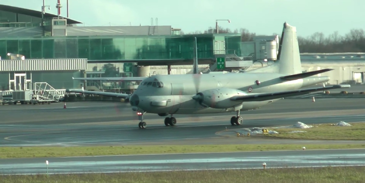 Avion militar francez, dislocat la Mihail Kogălniceanu. Misiune specială de supraveghere în Marea Neagră